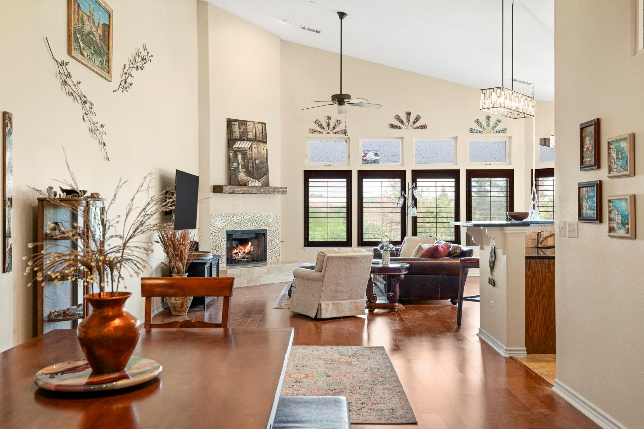 2601 N Quinlan Park Rd #401, Austin, TX 78732