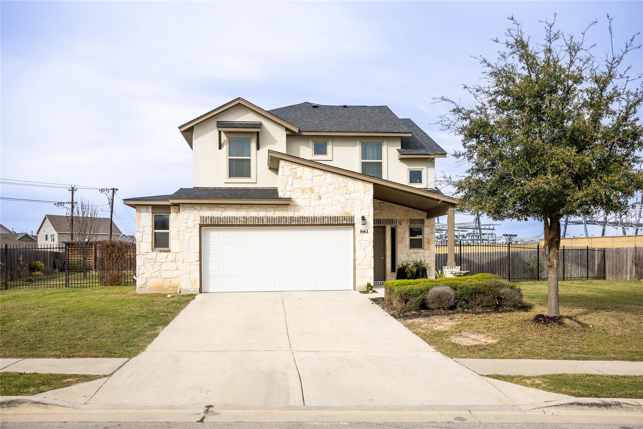 661 Cinnamon Teal Ln, Leander