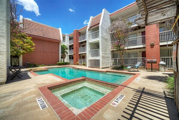 3115 Helms St #210, Austin