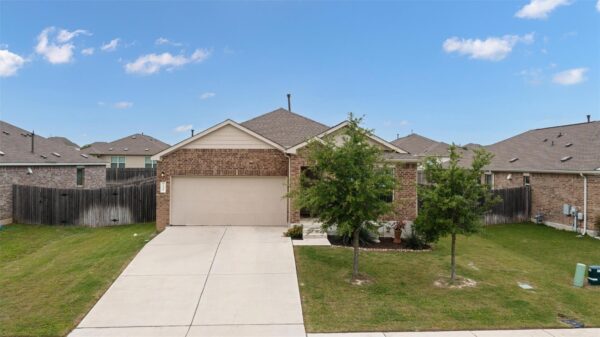21400 Bird Wing Dr, Pflugerville