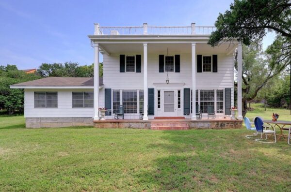 119 River Pl, Johnson City