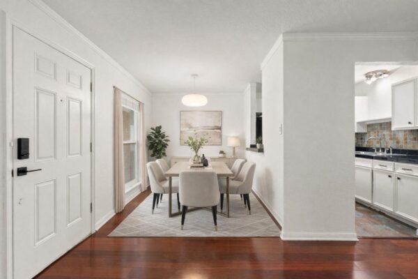 400 W 35th St #210, Austin