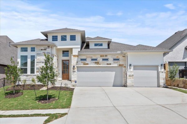 204 Firethorn Cv, Marble Falls