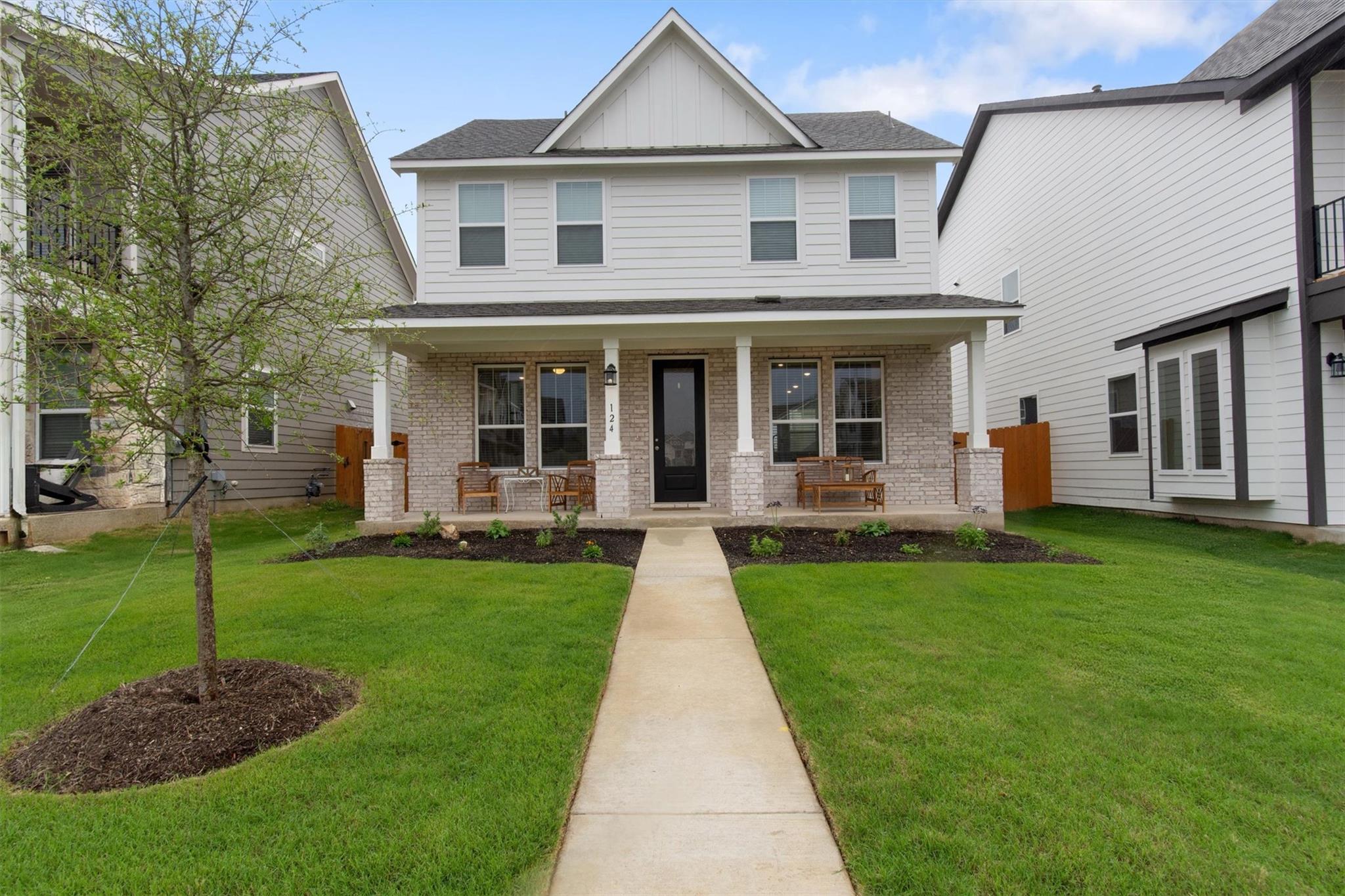 124 Barret Dr, Liberty Hill