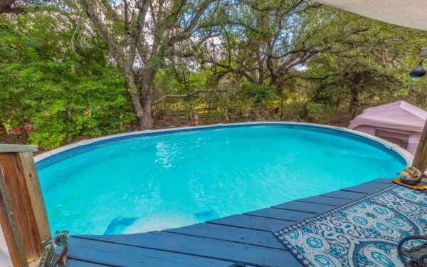 210 W Lakeshore Dr, Dripping Springs