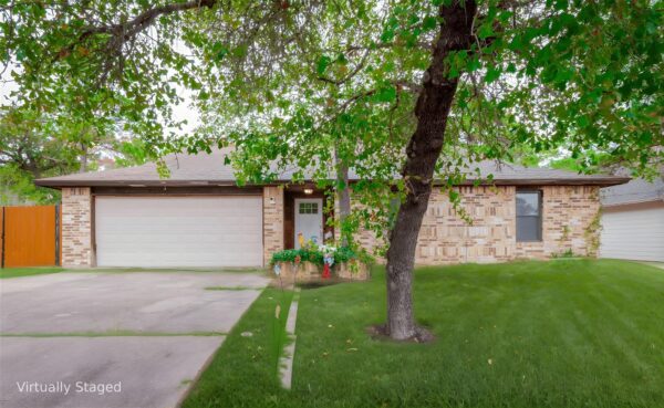108 Lei Ct, Bastrop