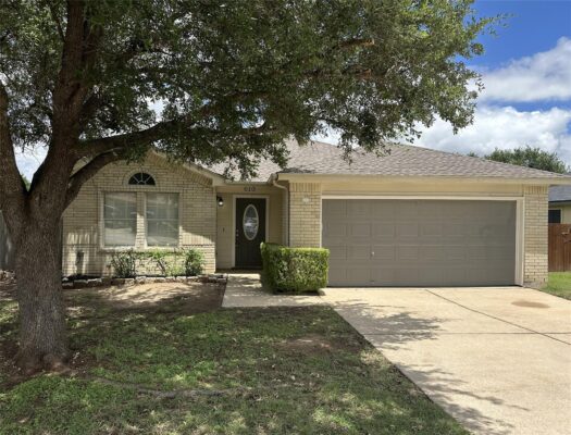 610 Riverway Ln, Leander