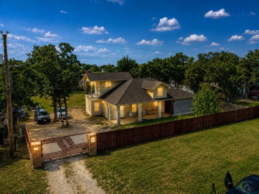 158 Buena Fortuna Rd, Elgin