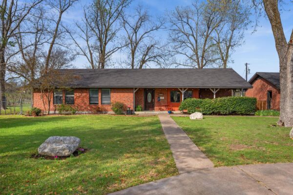 902 Ray Berglund Blvd, Round Rock
