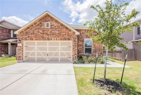 811 Sawbuck Dr, Pflugerville