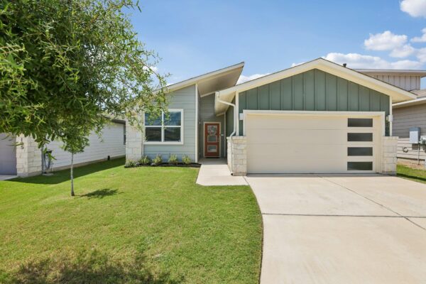 109 Filifera Ct, Leander