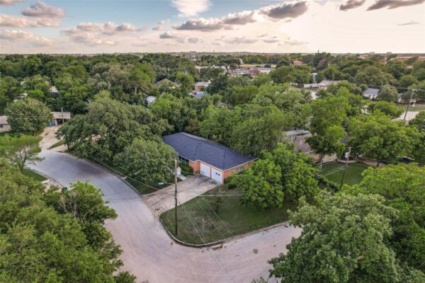 1401 N East St, Belton