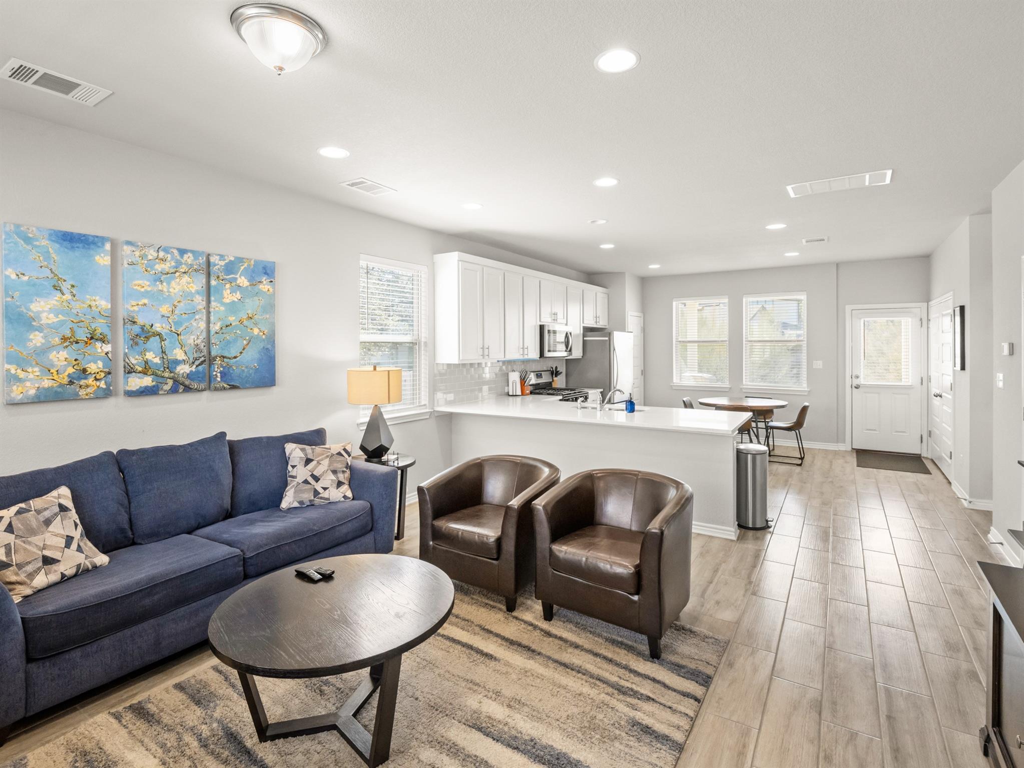 1901 Artesian Springs Xing, Leander