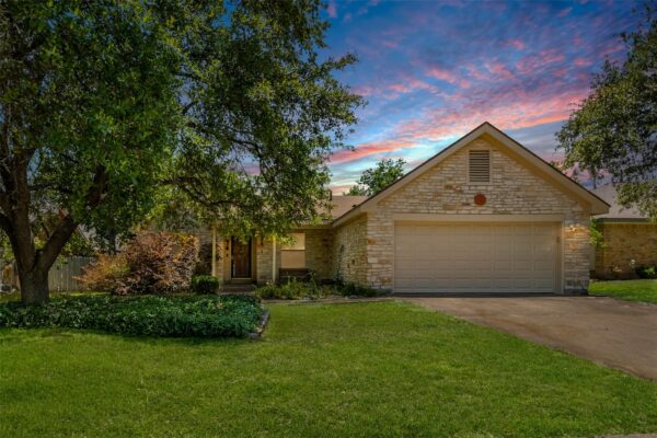 3007 Peacemaker St, Round Rock