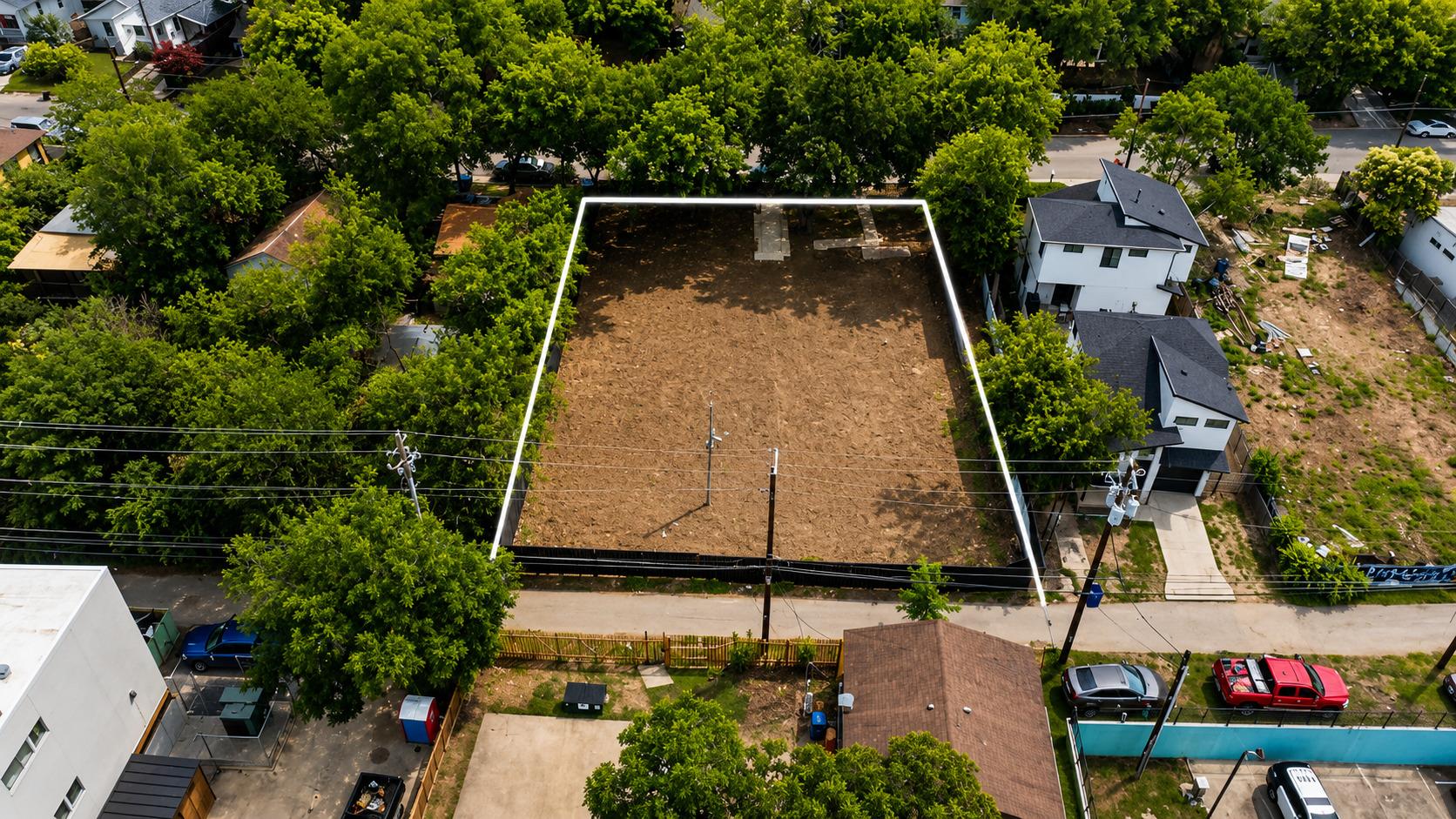 2017 E 8th St, Austin, TX 78702