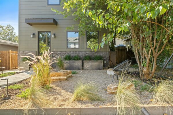 2305 E 21st St #2, Austin