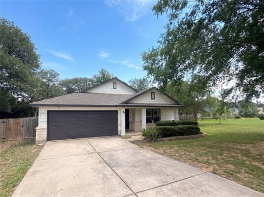 235 Murchison Dr, Cedar Creek