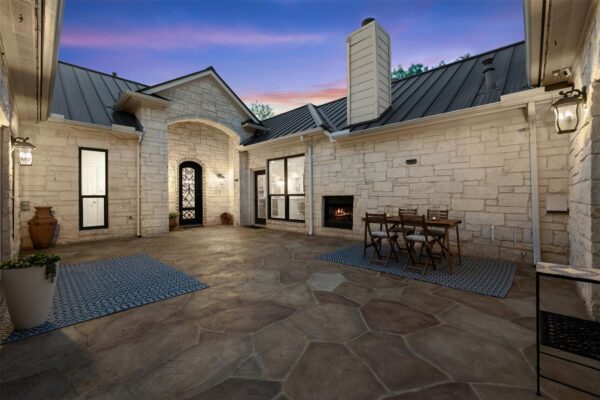 181 Whitney Run, Buda