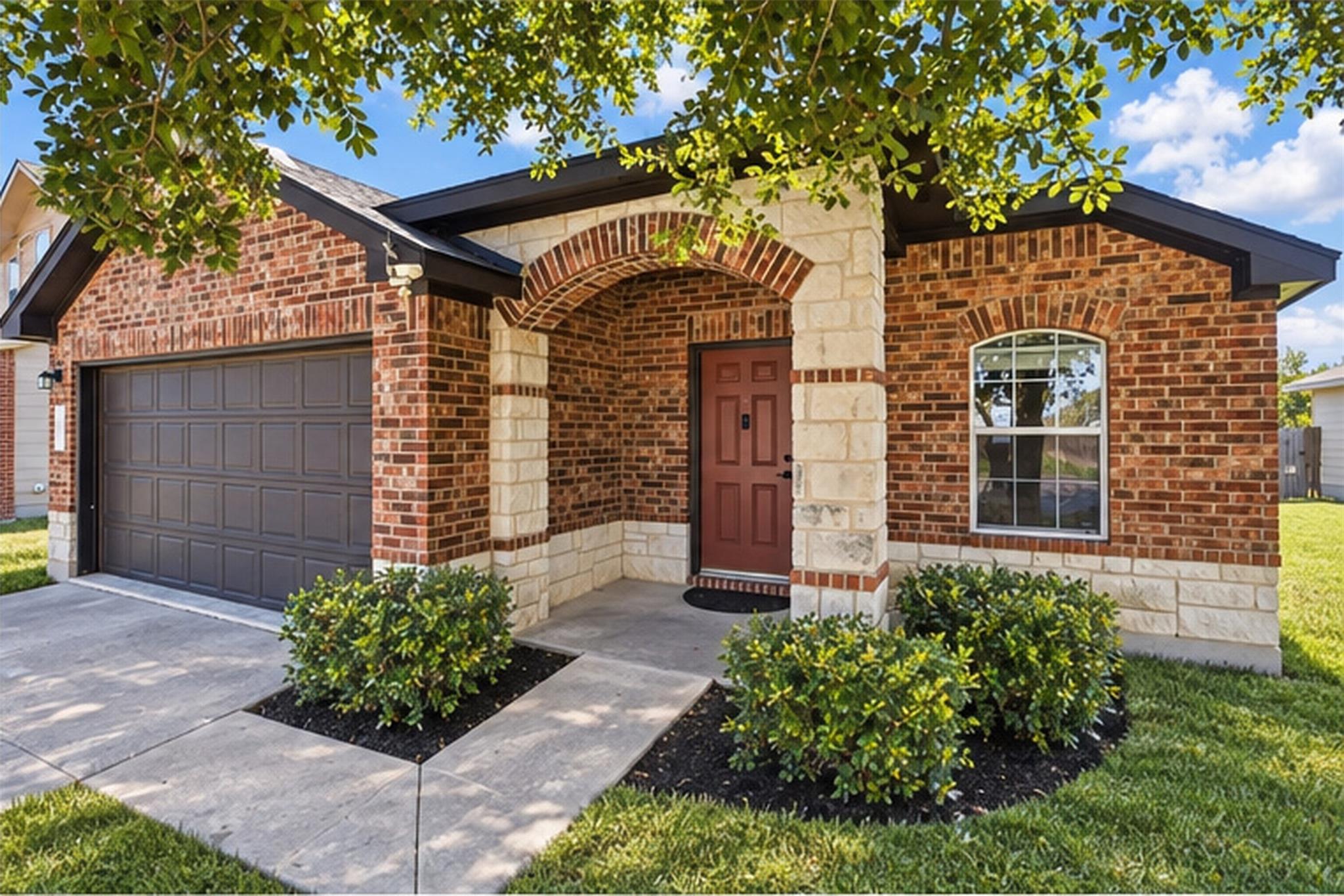 18005 Prairie Verbena Ln, Elgin, TX 78621