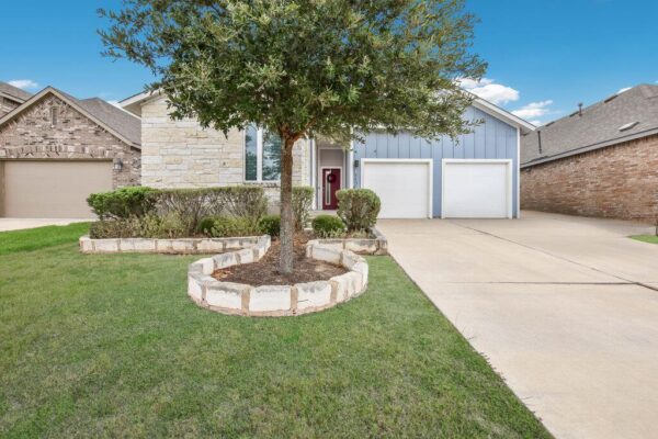 11321 American Mustang Loop, Manor