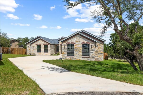3706 Austin Cv, Lago Vista