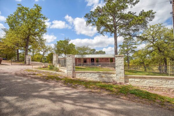 254 Copeland Hill Rd, Smithville