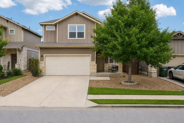 216 La Dera Dr, Liberty Hill