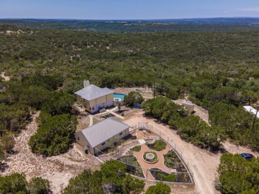 1316 Overland Stage Rd, Dripping Springs