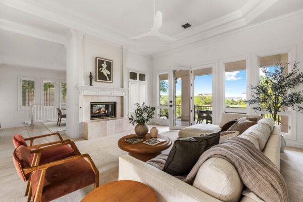 2305 Barton Creek Blvd #25, Austin
