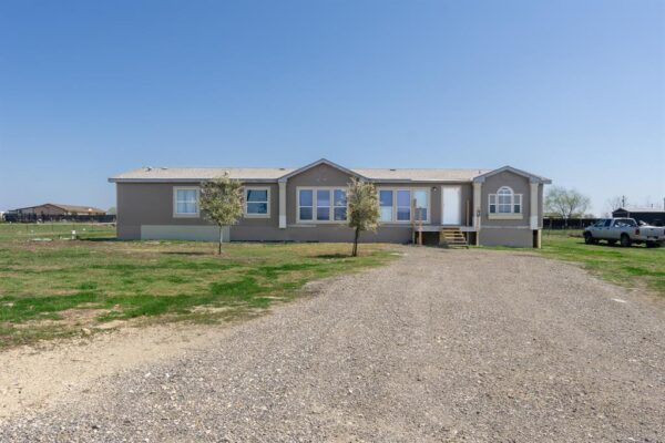 103 Cloudberry Ln, Elgin