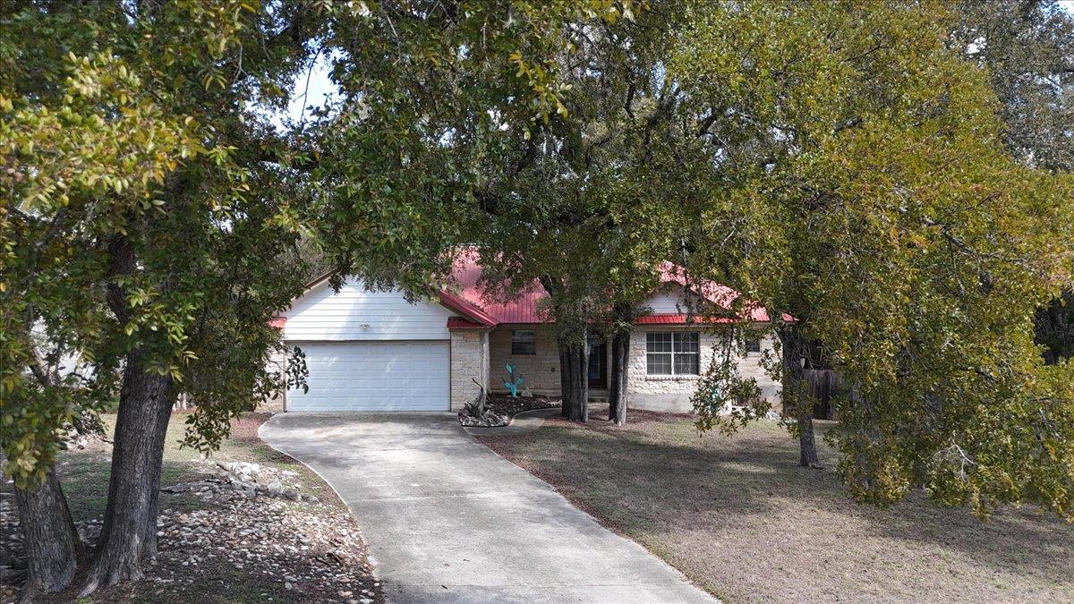 3 Woodlark Way, Wimberley, TX 78676