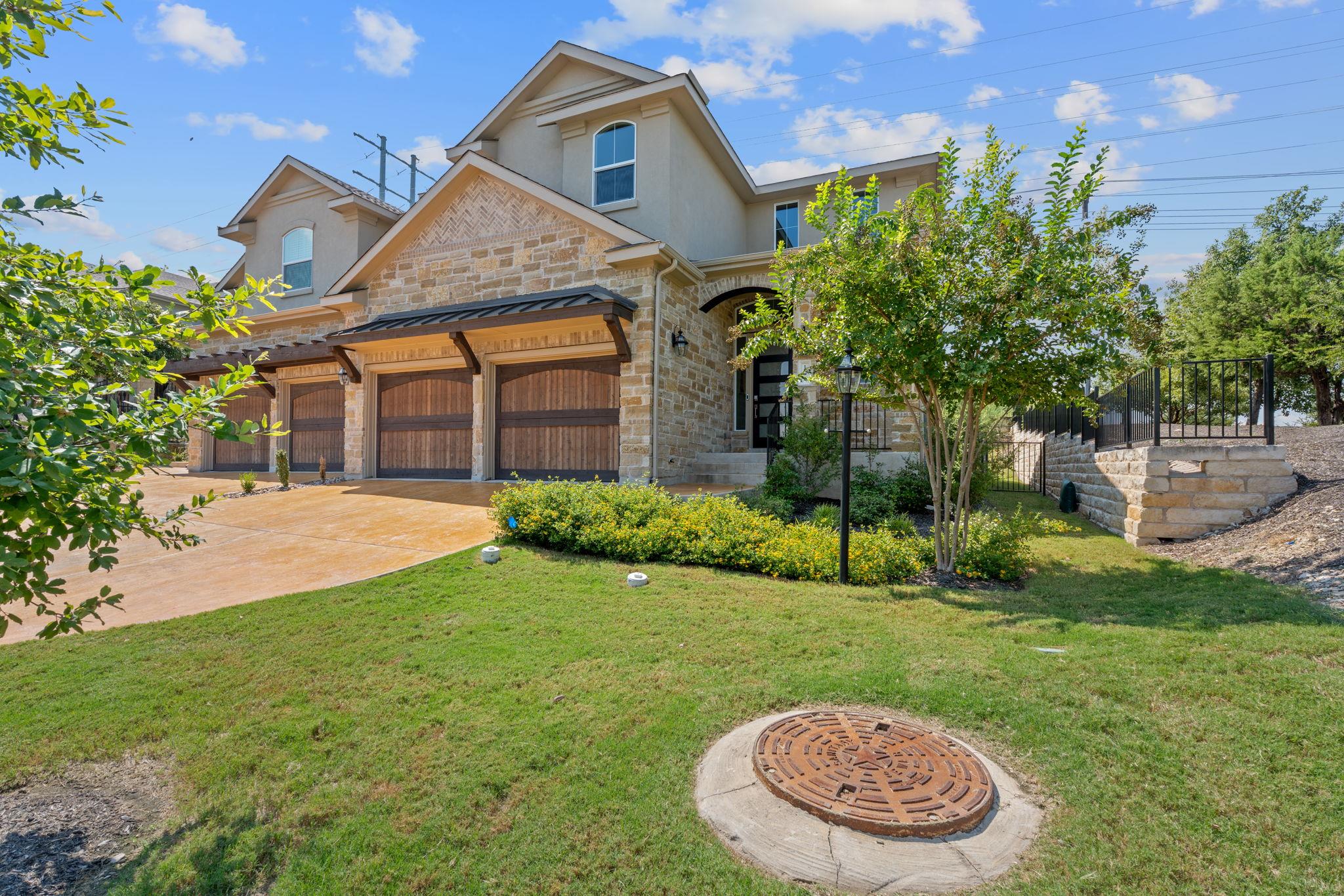 101 Cartwheel Bnd #52, Austin, TX 78738