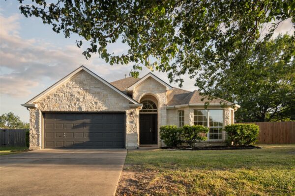 209 Jockey Bluff Cv, Austin
