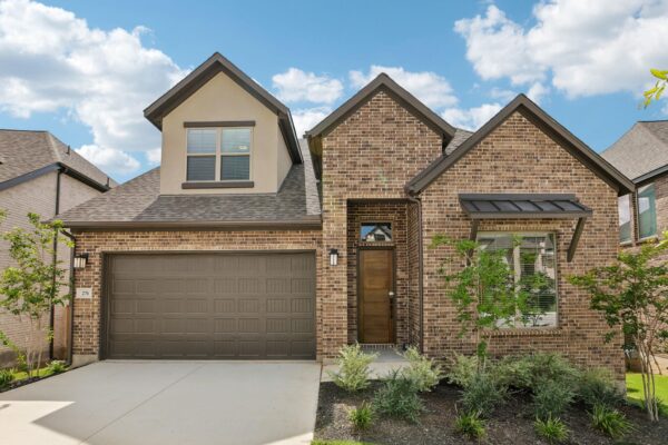 276 Prickly Poppy Loop, Kyle