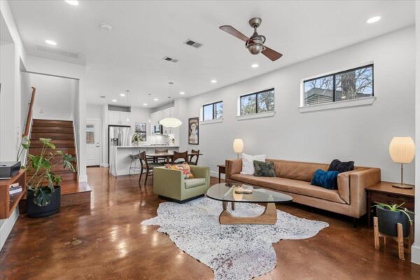 115 Havana St #A, Austin