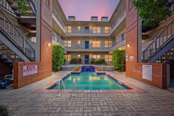 106 E 30th St #308, Austin