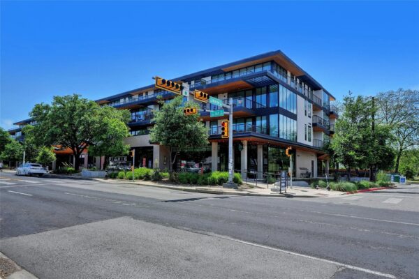 1600 S 1st St #403, Austin