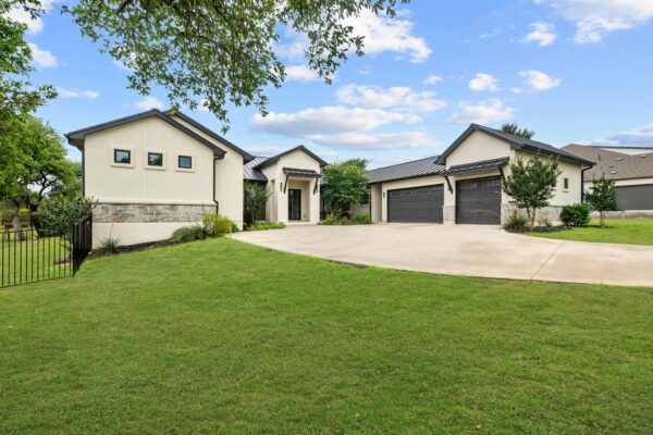 125 Stockman Dr, Dripping Springs
