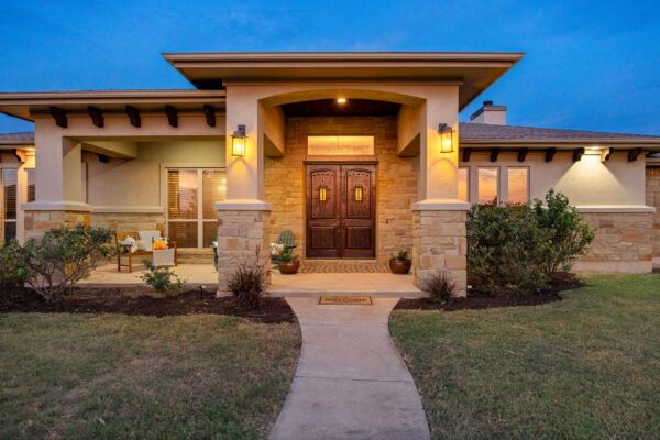 209 Stonehouse Dr, Liberty Hill