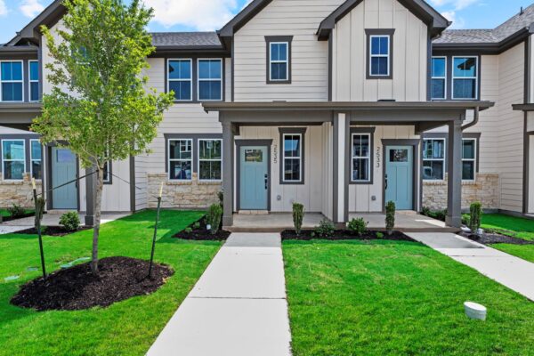 2535 Violet Theo Ln, Round Rock